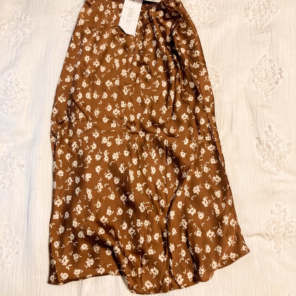 Sienna sky brown floral satin skirt